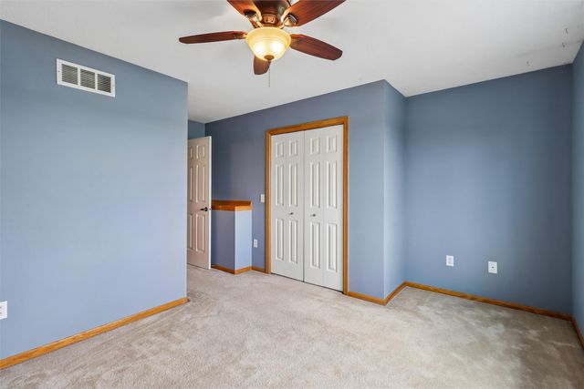 2200 Hart Avenue 2, Des Moines, IA 50320
