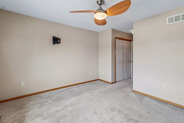 2200 Hart Avenue 2, Des Moines, IA 50320