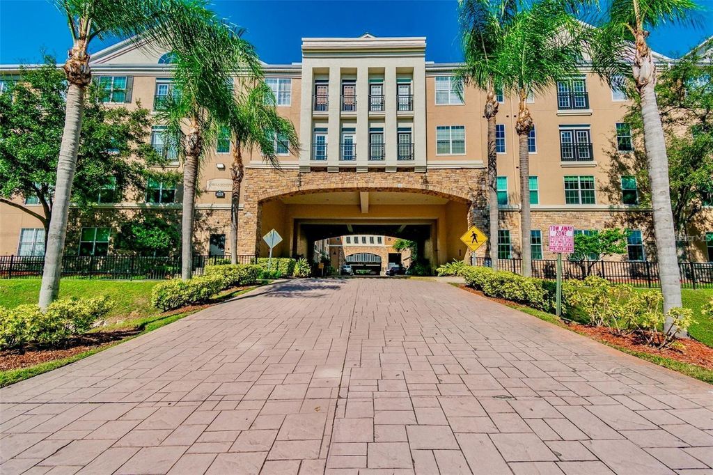 4221 W SPRUCE STREET 2323, Tampa, FL 33607