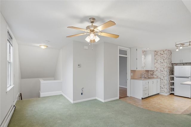 135 Columbia Avenue 3, Cranston, RI 02905