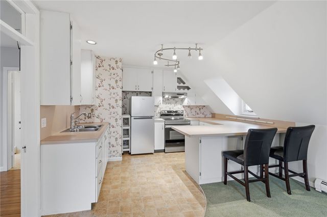 135 Columbia Avenue 3, Cranston, RI 02905