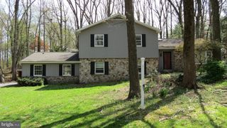 436 LAUREL DR, Hershey, PA 17033