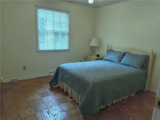 106 ELISE DR, Center Twp, PA 16001