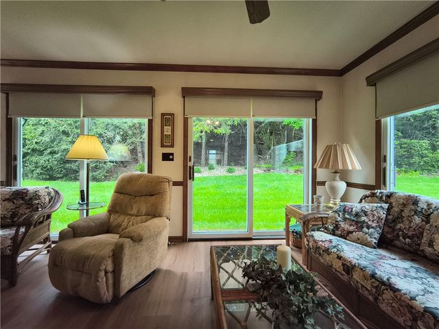 106 ELISE DR, Center Twp, PA 16001