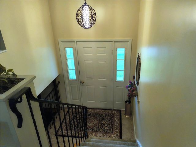 106 ELISE DR, Center Twp, PA 16001