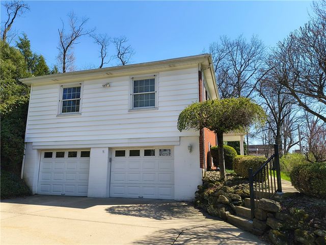 106 ELISE DR, Center Twp, PA 16001