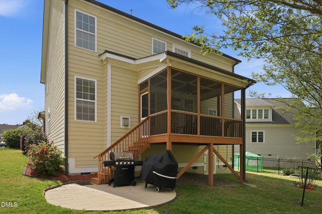 418 Stranraer Court, Fuquay Varina, NC 27526