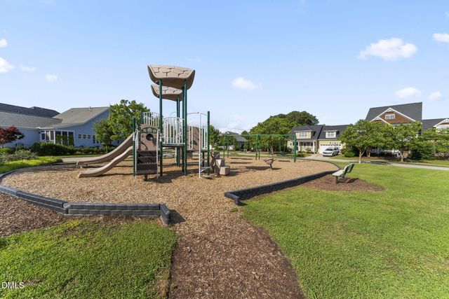 418 Stranraer Court, Fuquay Varina, NC 27526