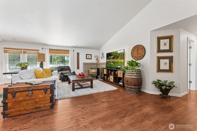 1094 SW Depot Court, Port Orchard, WA 98367