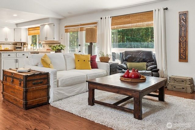 1094 SW Depot Court, Port Orchard, WA 98367