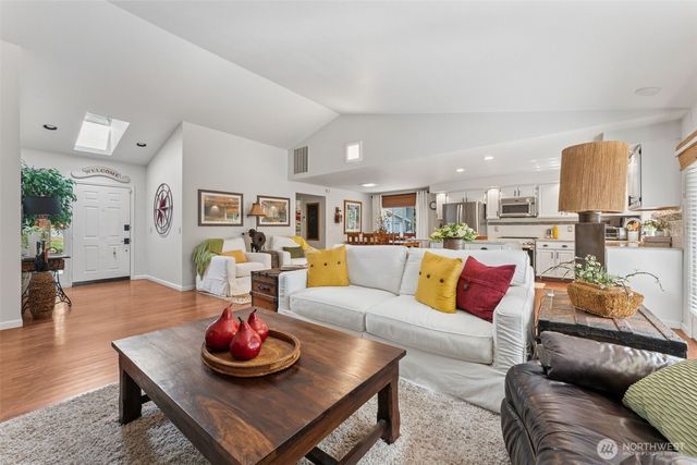 1094 SW Depot Court, Port Orchard, WA 98367