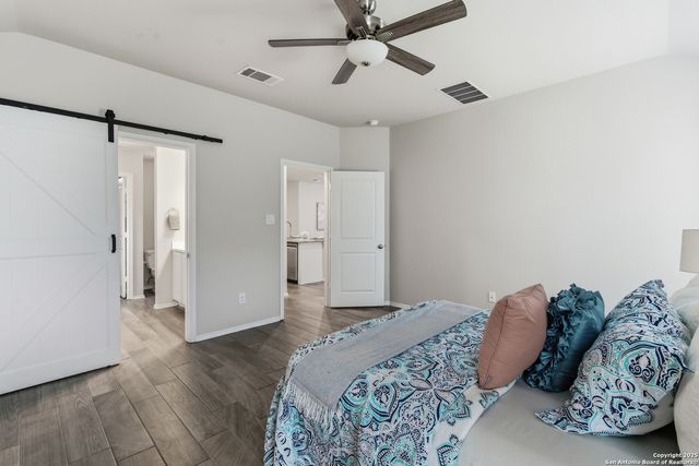 32125 Giant Oak, Bulverde, TX 78163