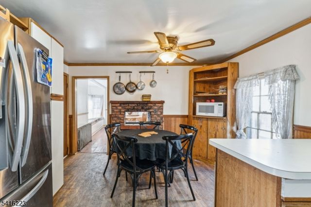 27 Oakland Ave, Bloomfield Twp., NJ 07003