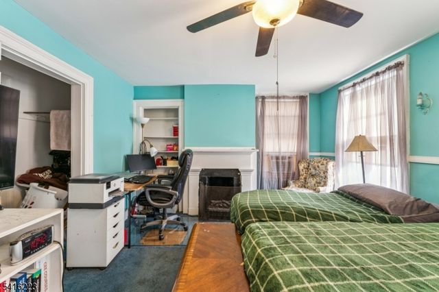 27 Oakland Ave, Bloomfield Twp., NJ 07003