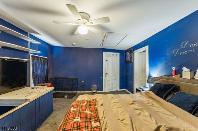 27 Oakland Ave, Bloomfield Twp., NJ 07003