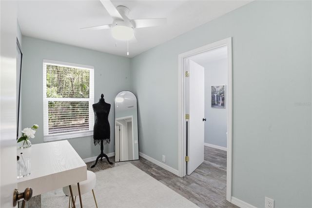 833 NW 45TH TERRACE, Gainesville, FL 32605