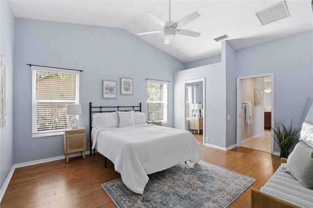 833 NW 45TH TERRACE, Gainesville, FL 32605