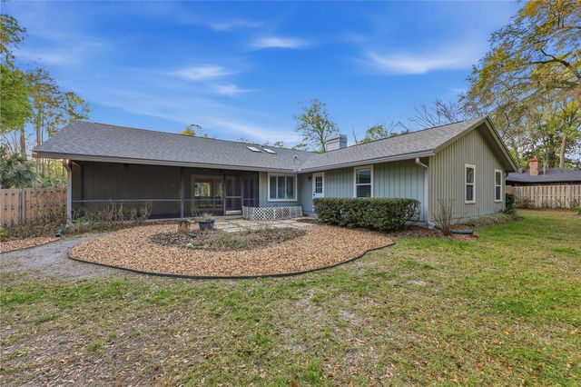 833 NW 45TH TERRACE, Gainesville, FL 32605