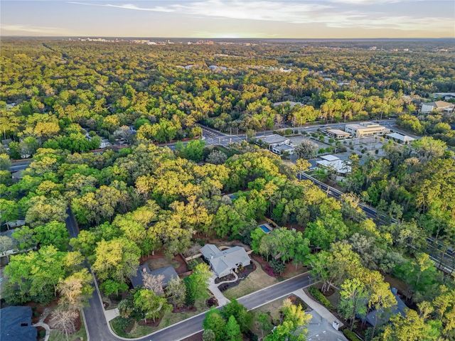 833 NW 45TH TERRACE, Gainesville, FL 32605