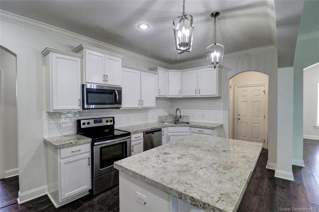 329 Paisley Parkway, Sulphur, LA 70665