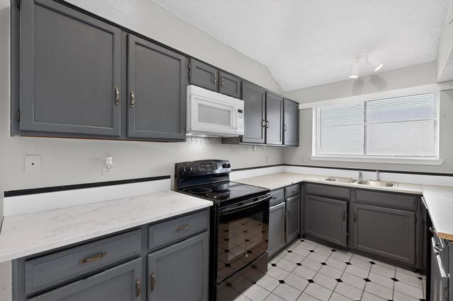 1634 Sunswept Terrace, Lewisville, TX 75077