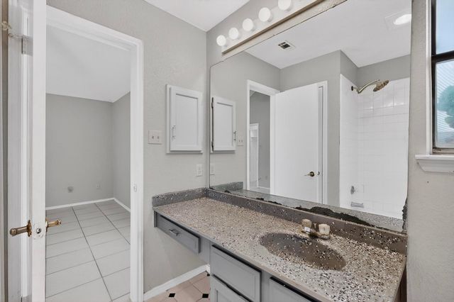 1634 Sunswept Terrace, Lewisville, TX 75077