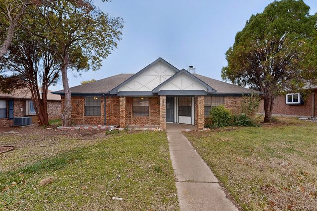 1634 Sunswept Terrace, Lewisville, TX 75077