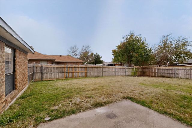 1634 Sunswept Terrace, Lewisville, TX 75077