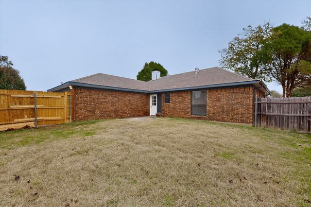 1634 Sunswept Terrace, Lewisville, TX 75077