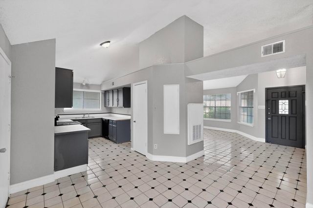 1634 Sunswept Terrace, Lewisville, TX 75077