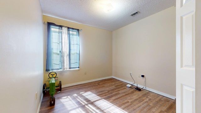 118 Fair Oaks Drive, Crestview, FL 32539