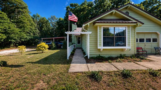 118 Fair Oaks Drive, Crestview, FL 32539