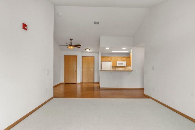 6831 Parkside Circle, Windsor, WI 53532