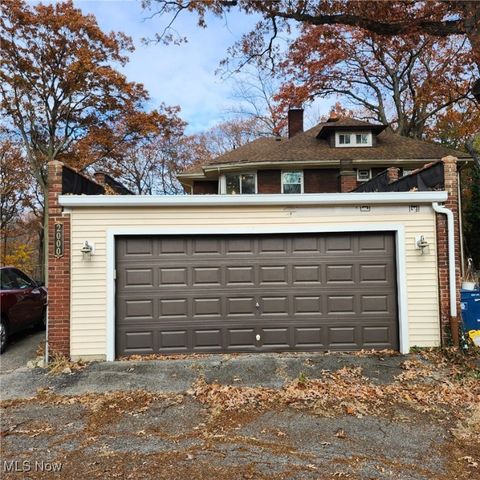 2000 Hanover Drive, East Cleveland, OH 44112