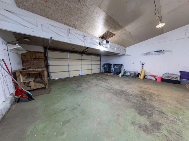 3569 W 1500 S, Kentland, IN 47951