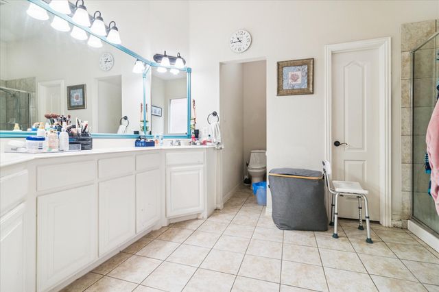 1009 Raleigh Path Road, Denton, TX 76208