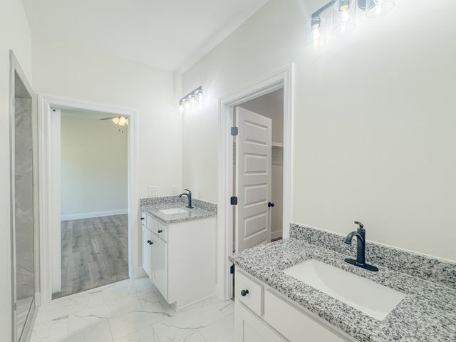 480 Bridle Path Ln, Hartsville, TN 37074