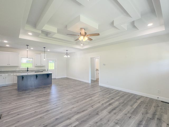 480 Bridle Path Ln, Hartsville, TN 37074