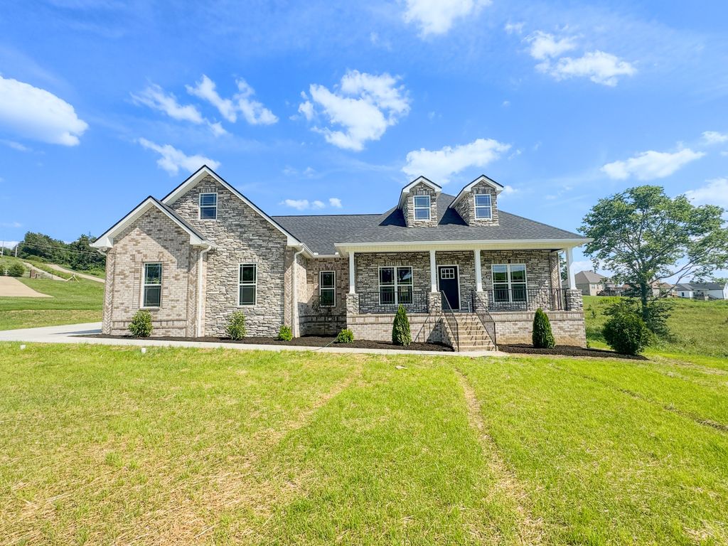 480 Bridle Path Ln, Hartsville, TN 37074