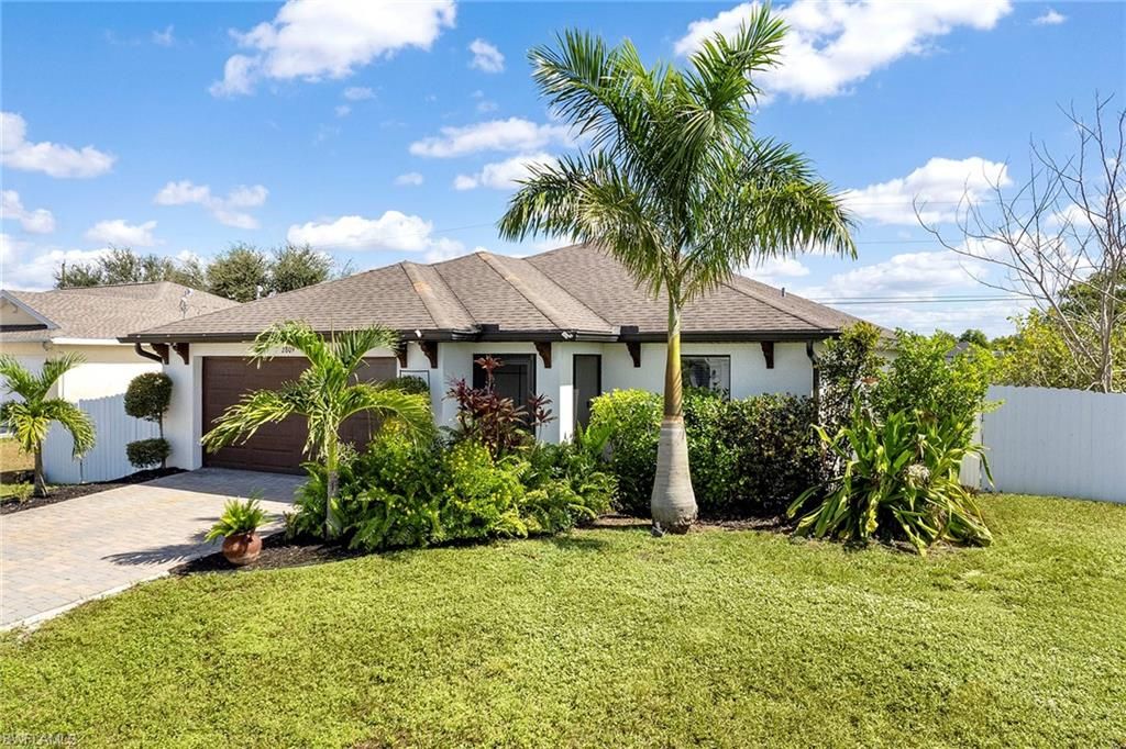 2809 NE 6th PL, CAPE CORAL, FL 33909 — photo 2