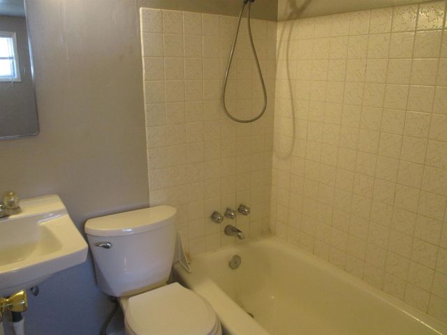 547 E Fairview Ave, Spokane, WA 99207