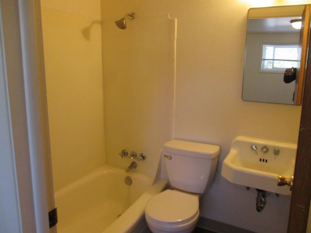 547 E Fairview Ave, Spokane, WA 99207