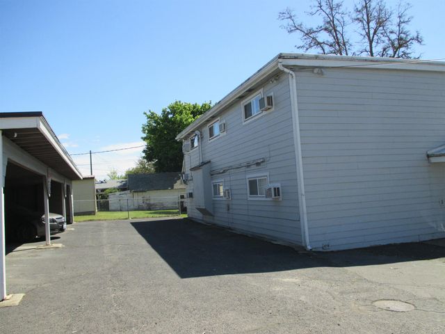 547 E Fairview Ave, Spokane, WA 99207