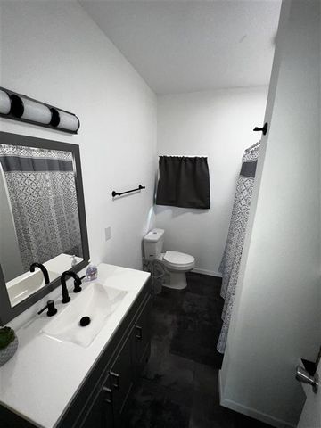 2360 Royal Oak Lane, Sulphur, LA 70663