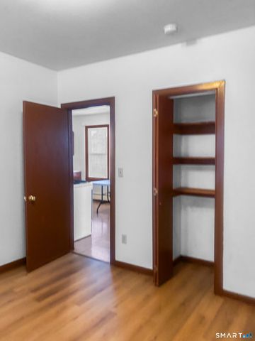 532 Carroll Avenue 2, Bridgeport, CT 06607