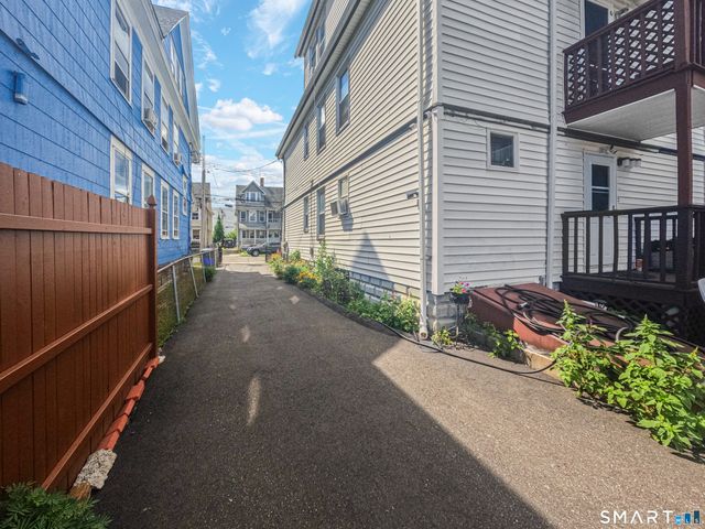 532 Carroll Avenue 2, Bridgeport, CT 06607