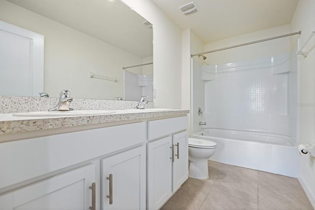 16555 MOSAIC OAR DRIVE, Wimauma, FL 33598