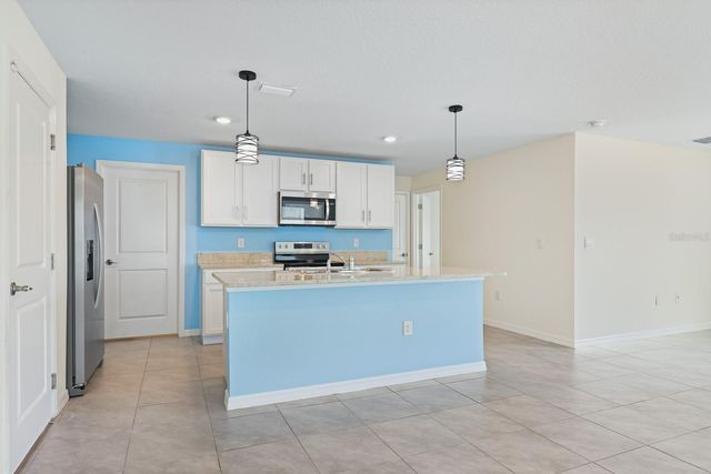 16555 MOSAIC OAR DRIVE, Wimauma, FL 33598