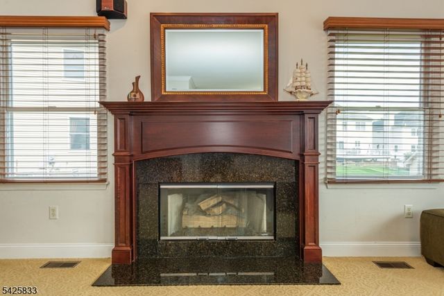 17 Nicole Lane, Parsippany-troy Hills Twp., NJ 07054