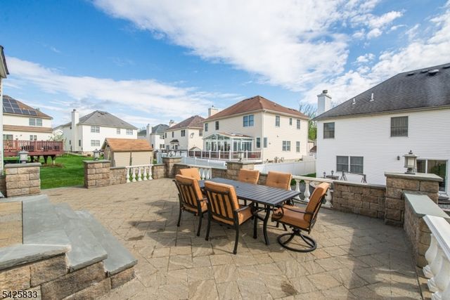 17 Nicole Lane, Parsippany-troy Hills Twp., NJ 07054